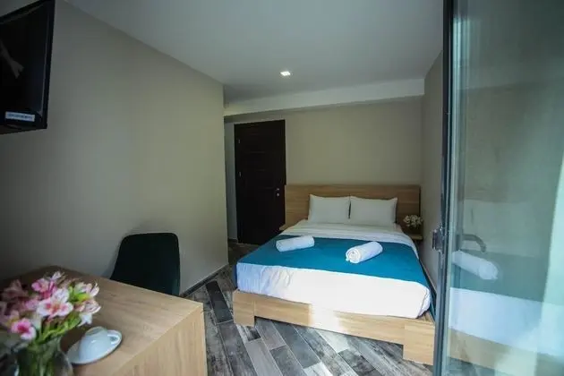 Tek Büyük Yataklı Oda, Balkon