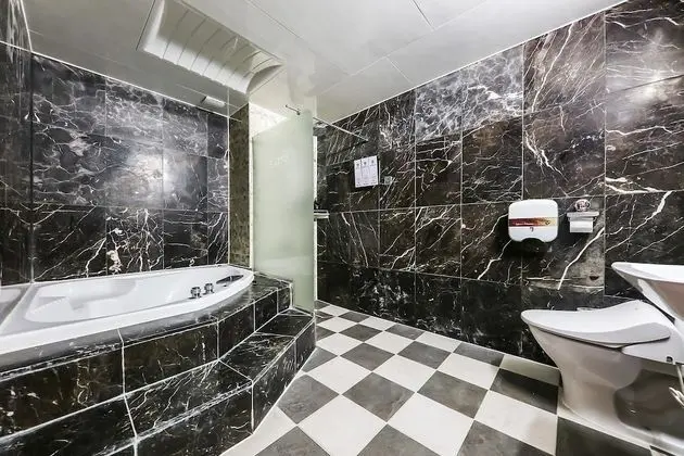 Deluxe Tek Büyük Yataklı Oda, Sigara İçilebilir