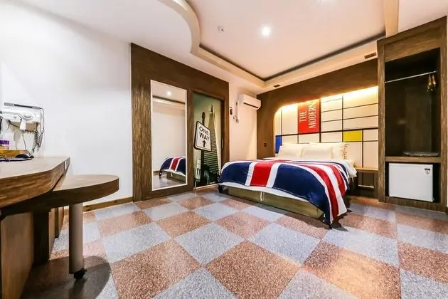 Standard Tek Büyük Yataklı Oda, Sigara İçilebilir