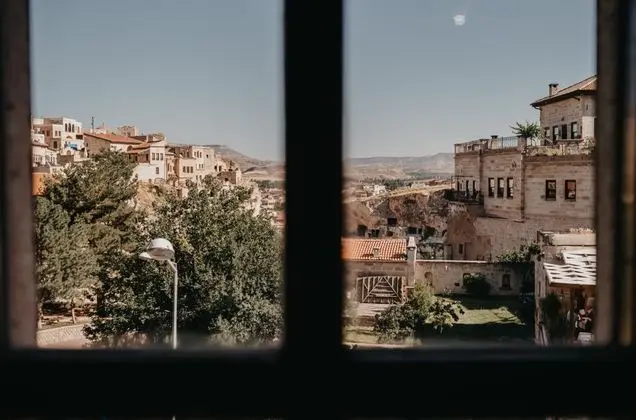 Taş Oda, Bahçe Manzaralı, Zemin Kat
