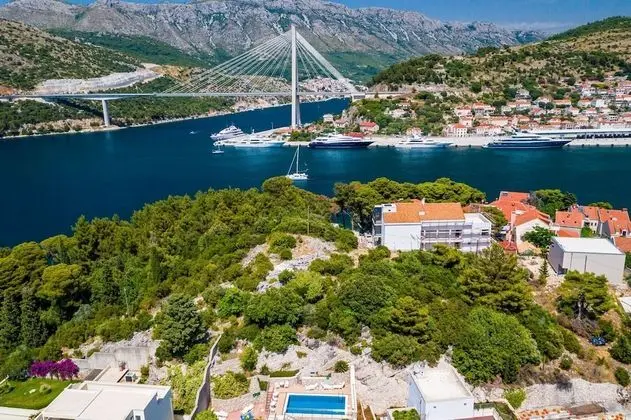 Apart Daire (Deluxe Two Bedroom Apartment with Ter)