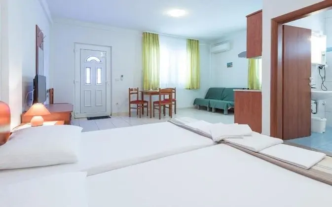Stüdyo (Deluxe Studio Apartment)