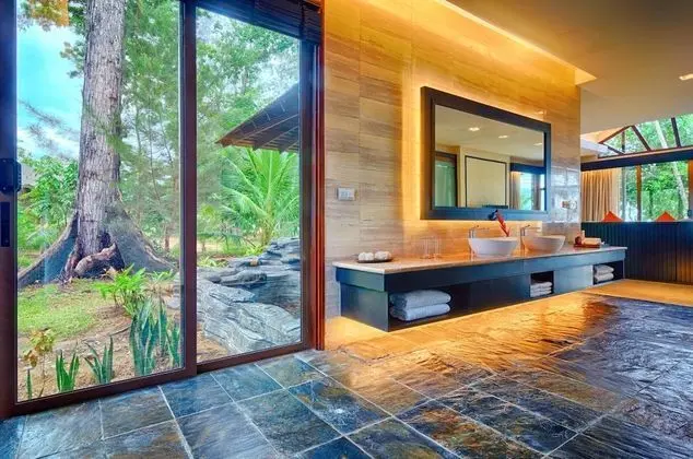 Villa (Coral Villa)