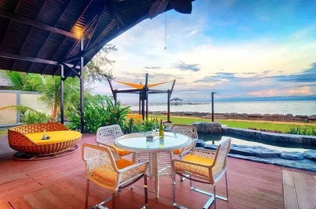 Villa (Pool Villa)