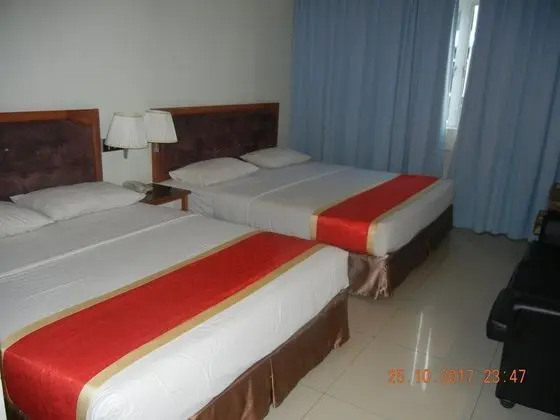 Family Süit (Borneo)