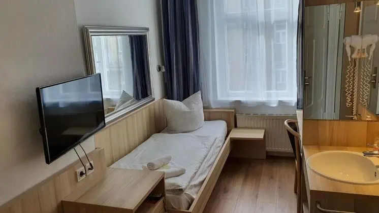 Basic Tek Kişilik Oda