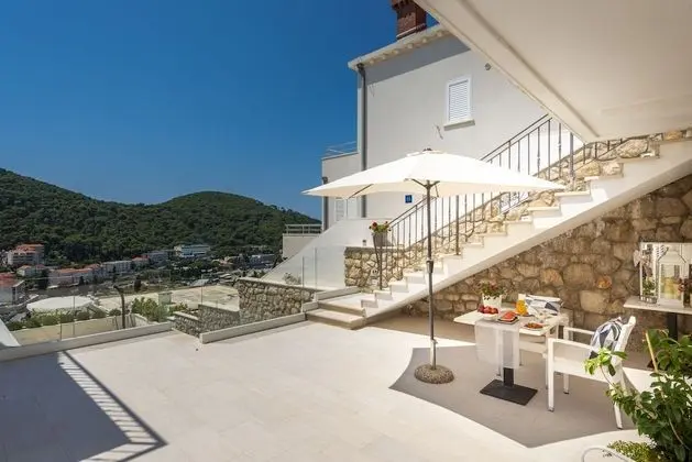 Apart Daire, 1 Yatak Odası, Havuz Manzaralı