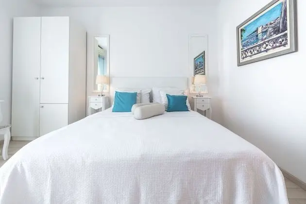 Panoramic Tek Büyük Yataklı Oda