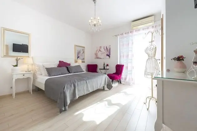 Tek Büyük Yataklı Oda, Balkon, Deniz Manzaralı