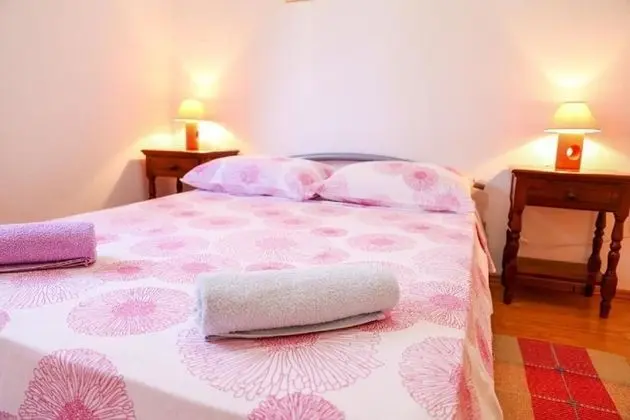 Apart Daire (Boro - free parking and grill - A1(2+)