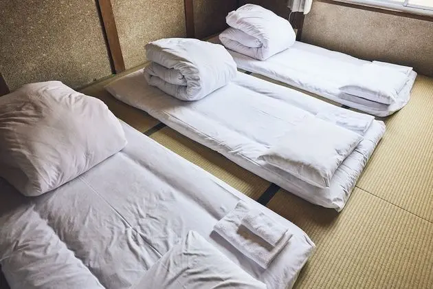 Ev (Private Vacation)