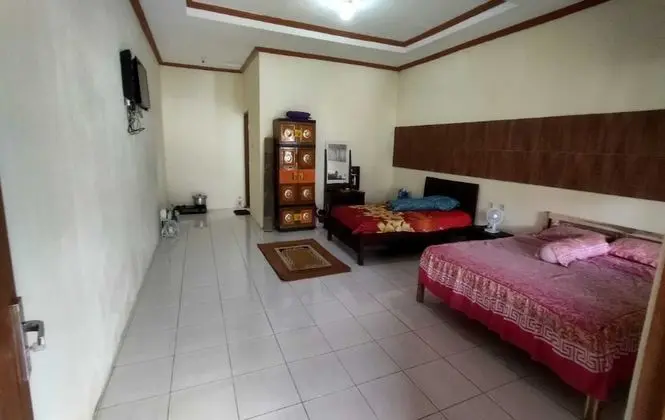 Family Tek Büyük Yataklı Oda