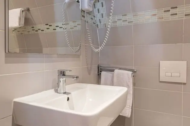 Superior Tek Büyük Yataklı Oda