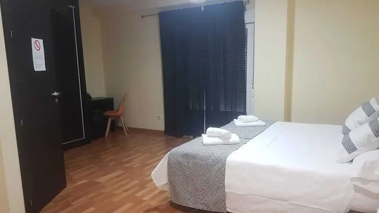 Comfort Tek Büyük veya İki Ayrı Yataklı Oda