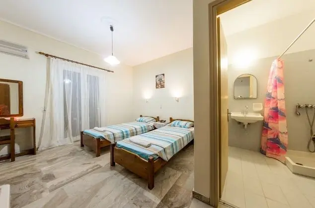 Studio for 3 guests