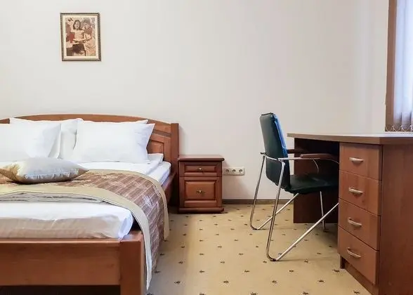 Standard Oda, 1 Büyük (Queen) Boy Yatak, Sigara İçilmez