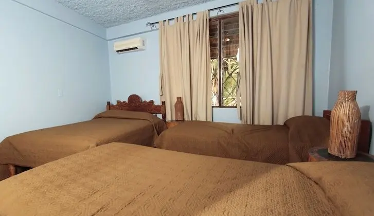 Standard Dört Kişilik Oda, Bahçe Manzaralı