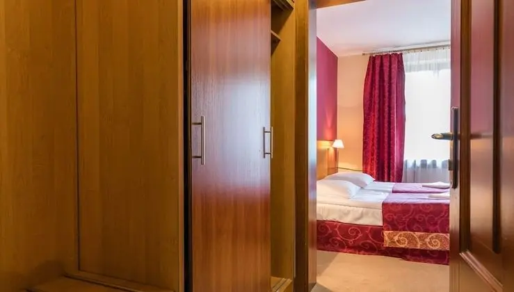 Classic Tek Büyük veya İki Ayrı Yataklı Oda