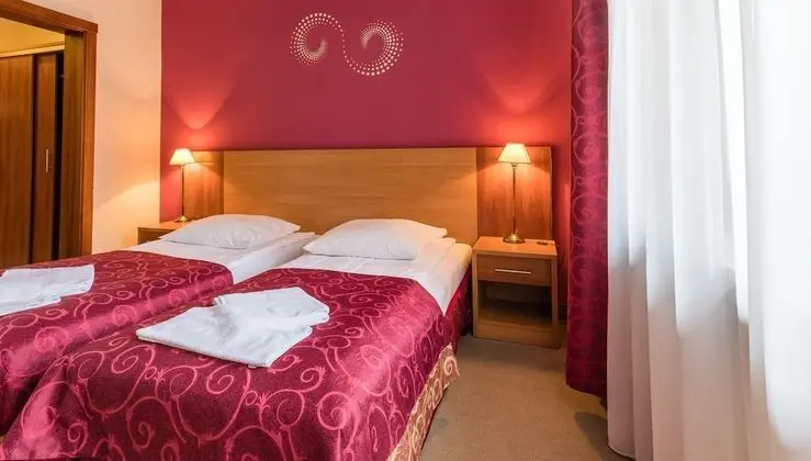 Classic Tek Büyük veya İki Ayrı Yataklı Oda