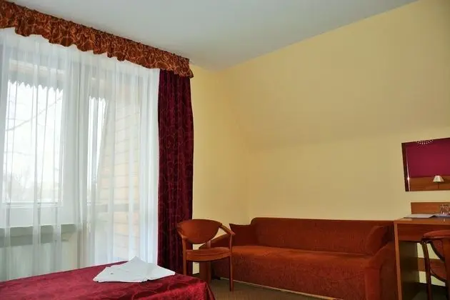 Classic Üç Kişilik Oda