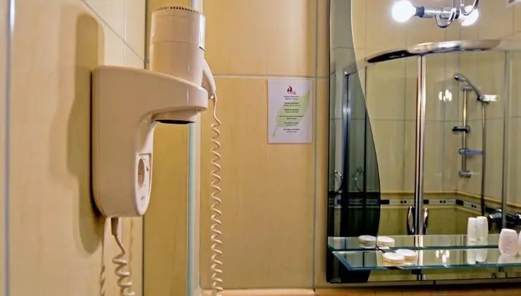 Classic Üç Kişilik Oda