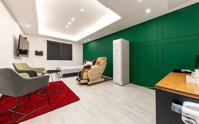 Oda (Special Room (TVMassage Chair Air Dre)