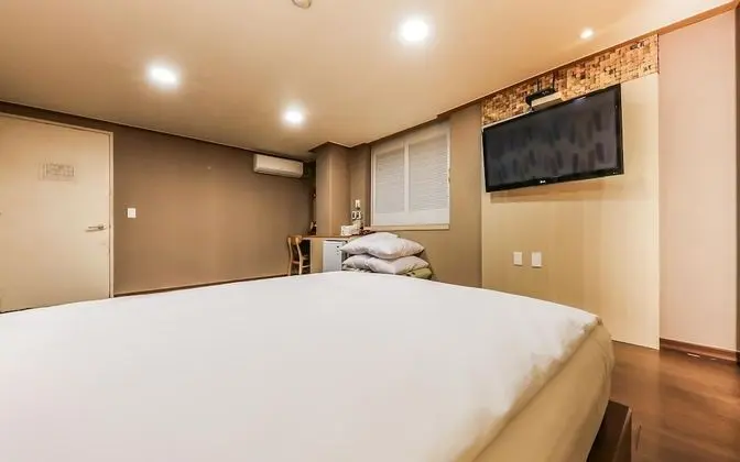 Oda (Suite room (One Bed + Ondol))