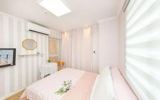 Oda (Couple Room (bed) -2)
