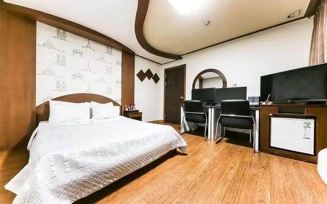 Oda (Couple PC for gaming (double bed))