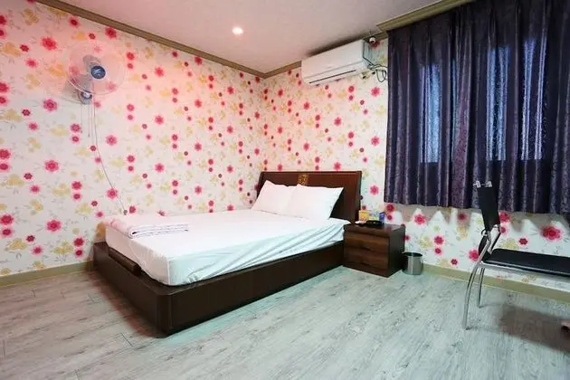 Oda (Standard Room)