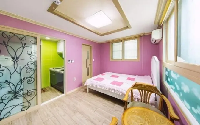 Oda (Room 103 (Bedroom))