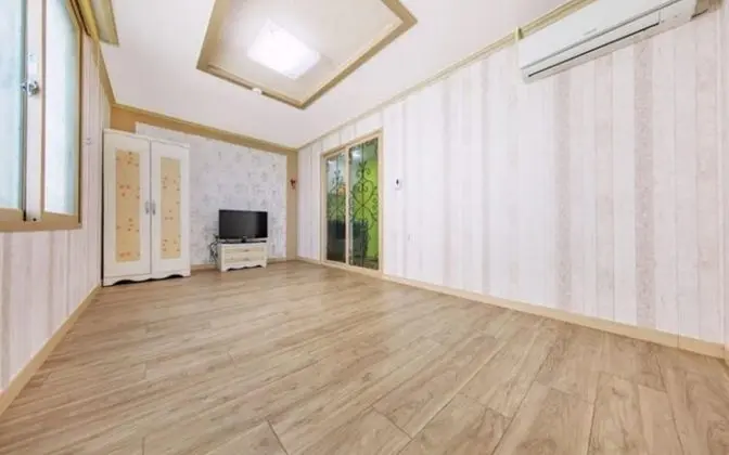 Oda (Room 303 (Ondol))