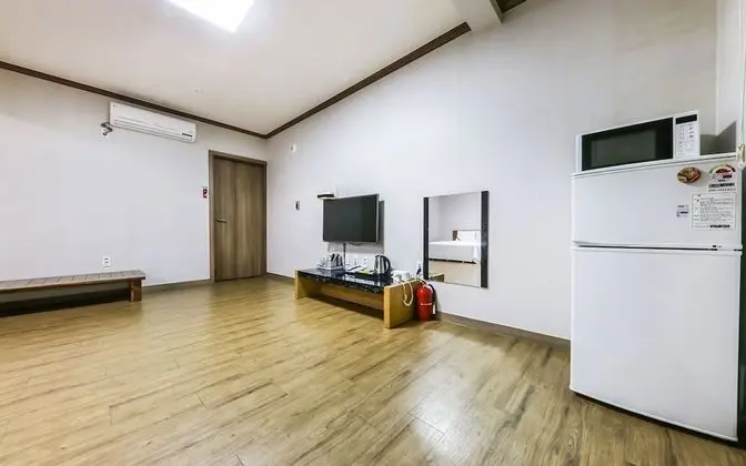 Oda (Pension Room Suite)