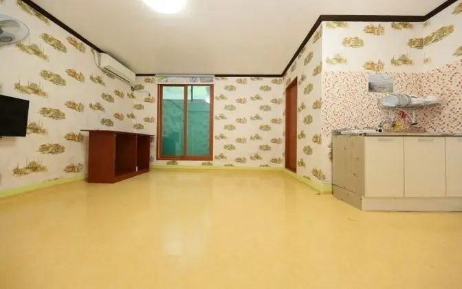 Oda (Room 006 (Semi-basement))