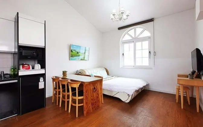 Oda (Room 305 (Duplex))