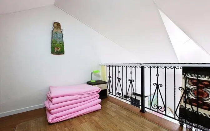 Oda (Room 305 (Duplex))