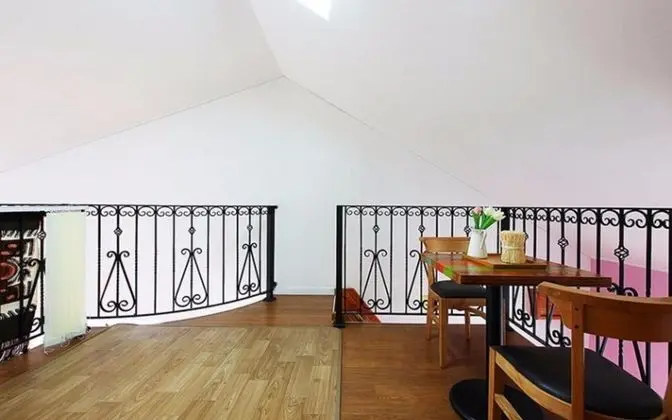 Oda (Room 305 (Duplex))