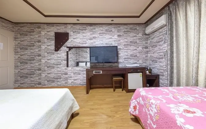 Oda (Two beds)