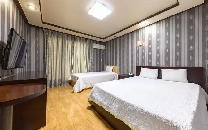 Oda (Two beds)