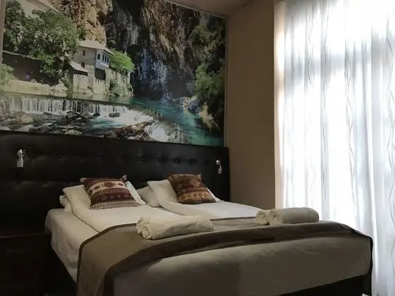 Tek Büyük Yataklı Oda