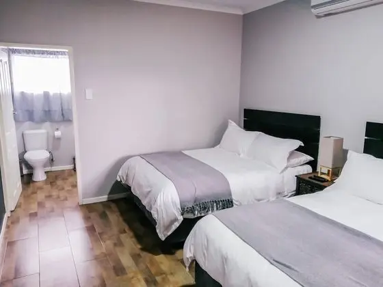 Basic Tek Büyük Yataklı Oda