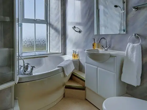 İki Ayrı Yataklı Oda, Özel Banyo ((External Bathroom))