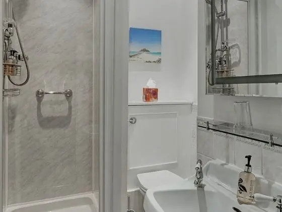 Tek Kişilik Oda, Banyolu/Duşlu