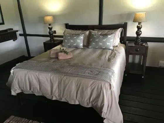 Deluxe Tek Büyük Yataklı Oda (De Luxe Queen)