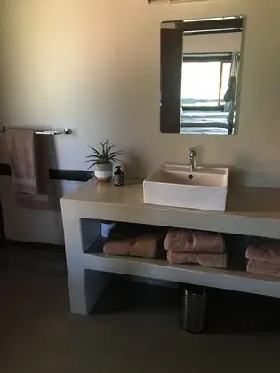 Deluxe Tek Büyük Yataklı Oda (De Luxe Queen)