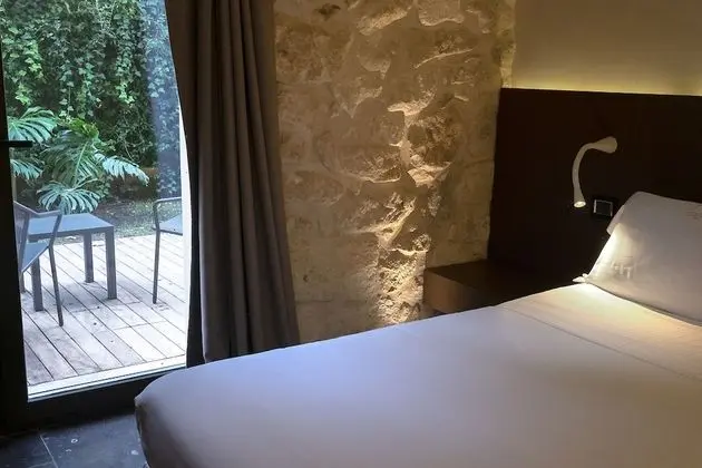 Superior Oda, Veranda