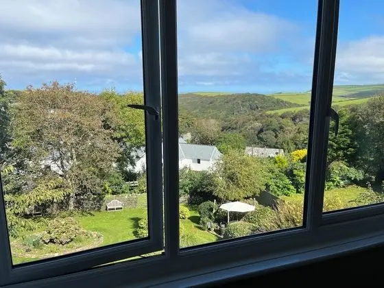 Tek Büyük veya İki Ayrı Yataklı Oda, Bahçe Manzaralı (Trelawny)