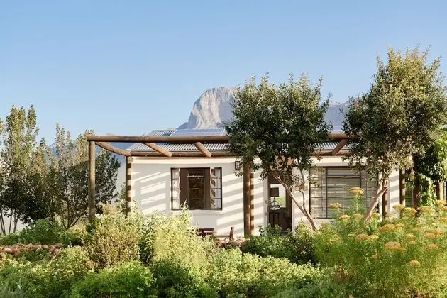 2 Bedroom Retreat Cottage