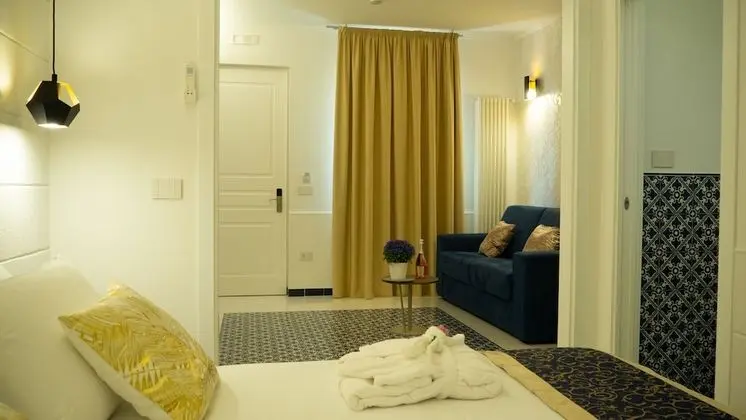 Superior Tek Büyük Yataklı Oda (with Patio)