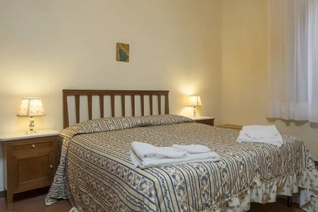 Apart Daire, 2 Yatak Odası, Üzüm Asması Manzaralı